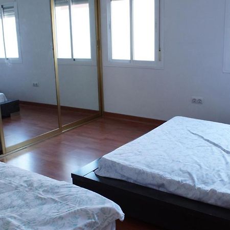 Ferienwohnung Piso En El Tardon Sevilla Exterior foto